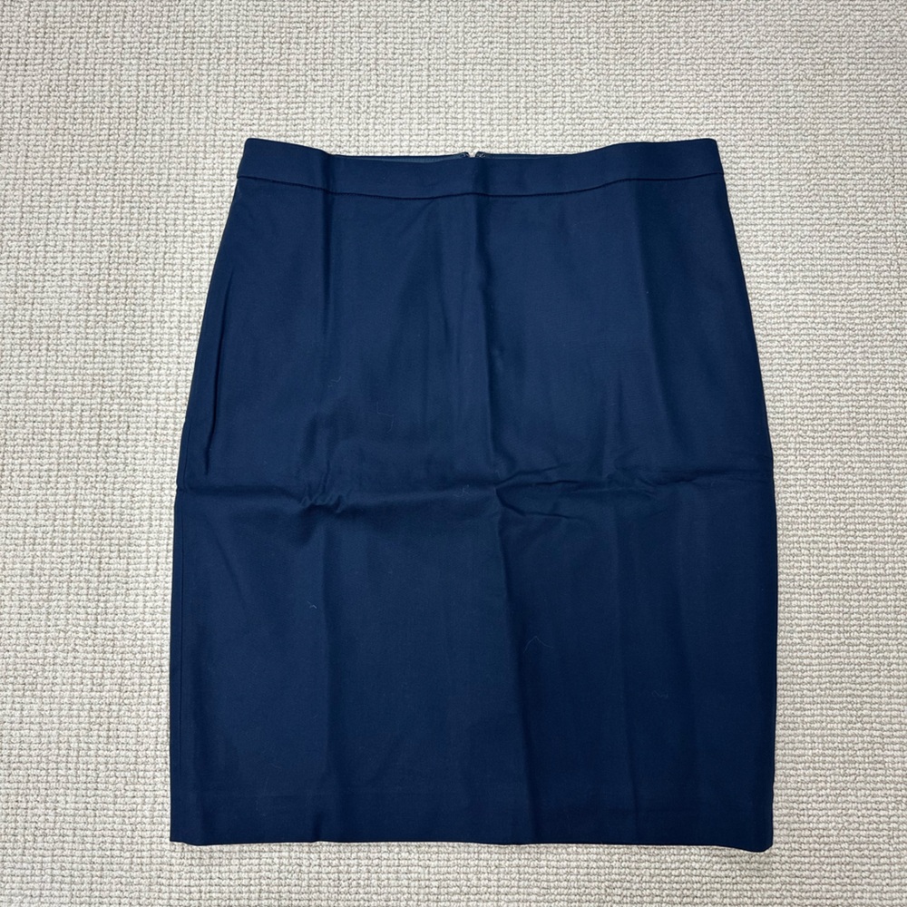 Jcrre navy pencil skirt NWT